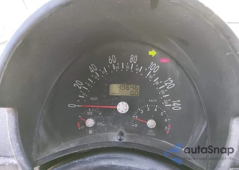 2000 Volkswagen New Beetle Gls z USA, uszkodzony, nr VIN 3VWCA21C6YM421872